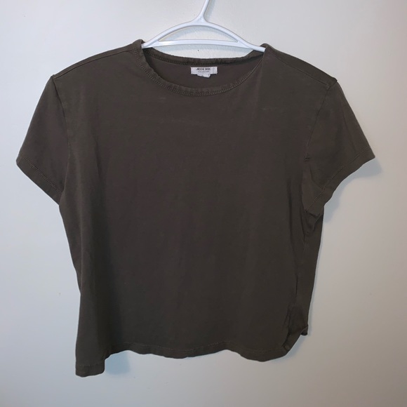 olive t-shirt - Picture 1 of 1